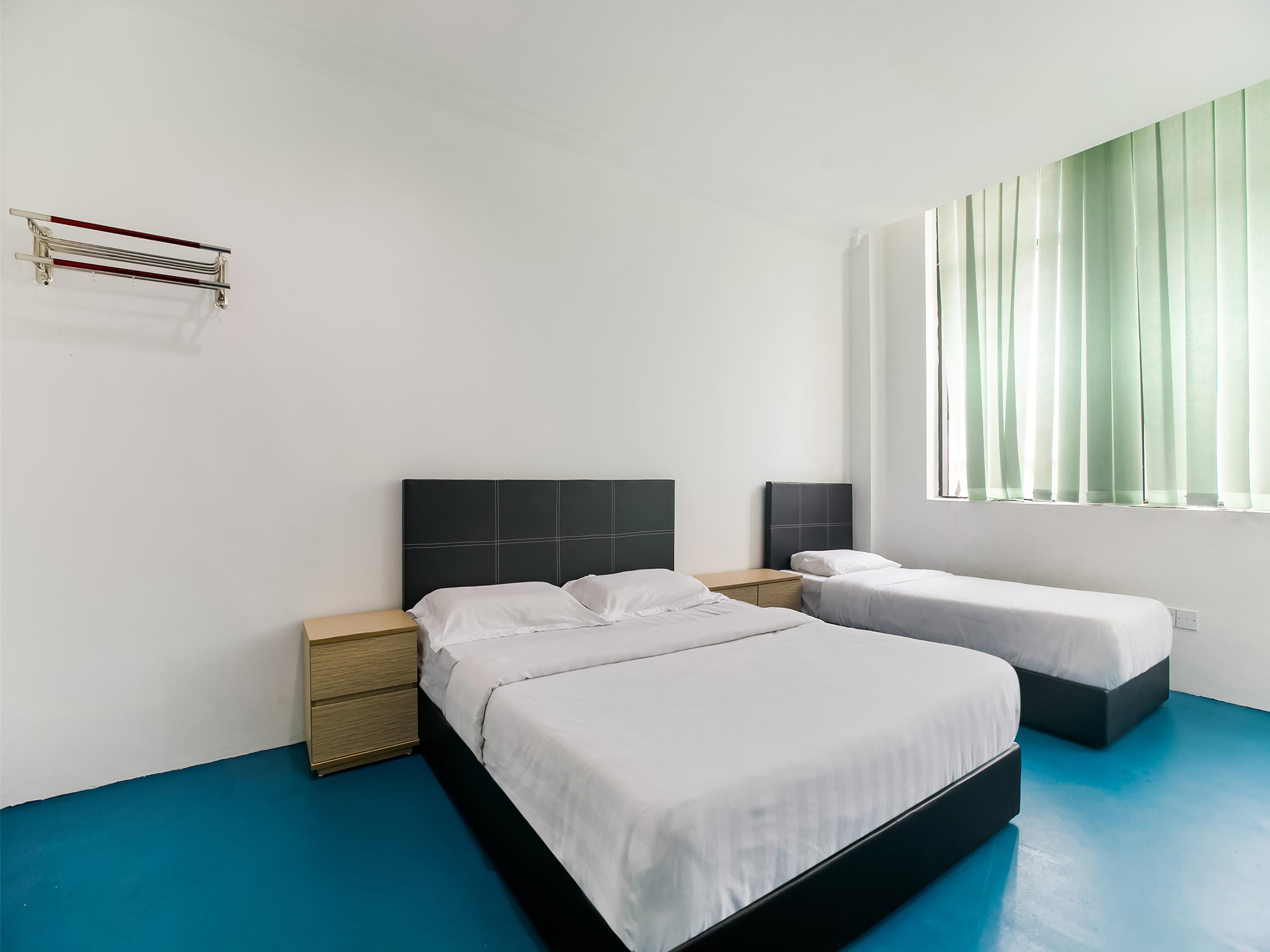 Spot On 89726 Capsule Inn Кота-Кинабалу Экстерьер фото